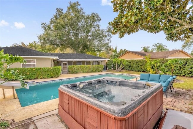 Photo - 6419 Hidden Dale Ave