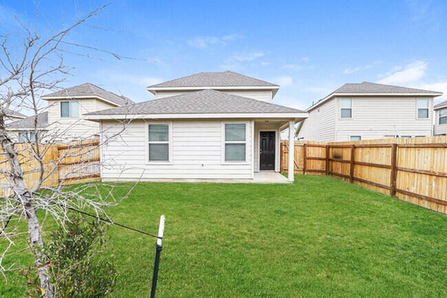 Photo - 2326 Applewhite Mdw