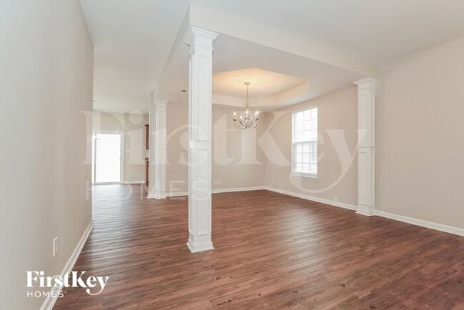 Photo - 3969 Creekmoore Dr