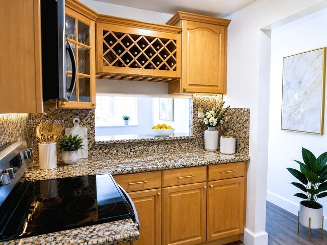 Photo - 1945 NW 29th St Unit Apt 8