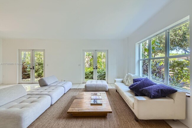 Photo - 5812 Alton Rd