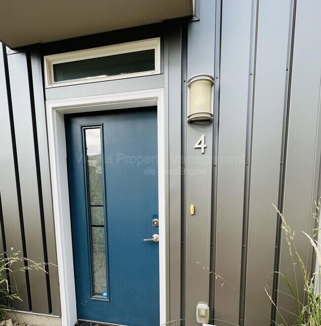 Photo - 2743 W 25th Ave