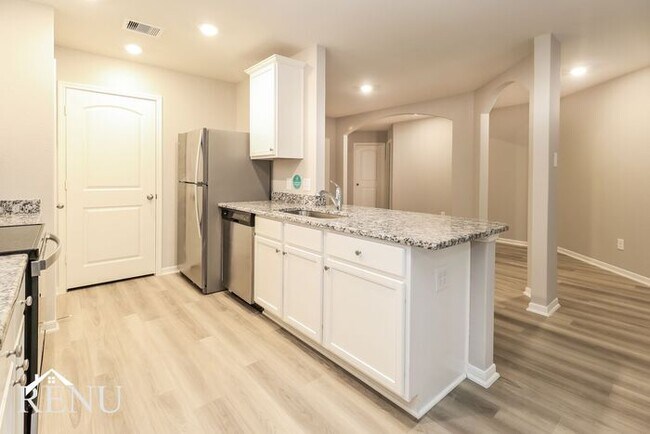 Photo - 25365 Cypress Bend Dr