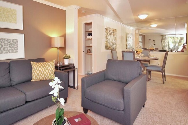 Photo - The Hamptons at Town Center Apartment Homes