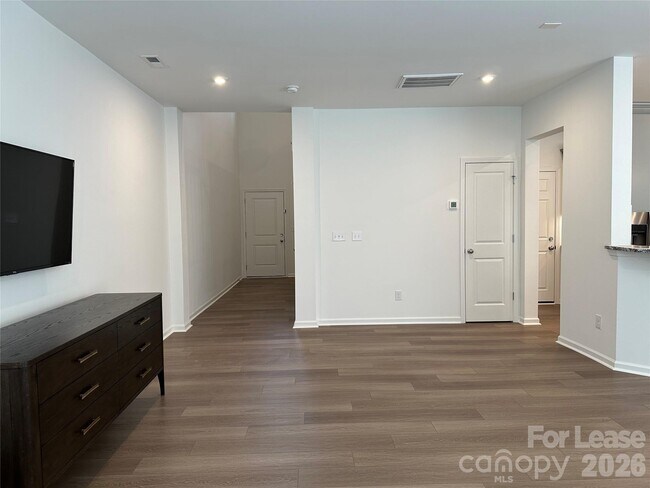 13010 Rover St