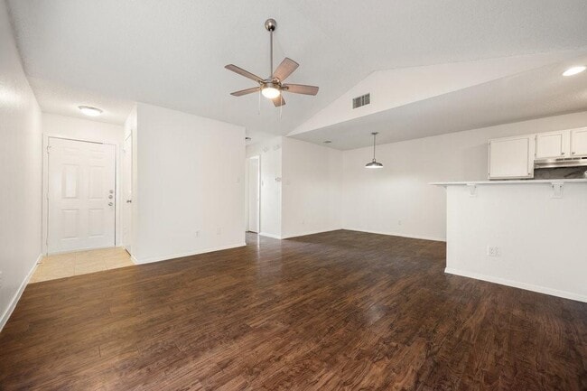 Photo - 8204 West Gate Blvd