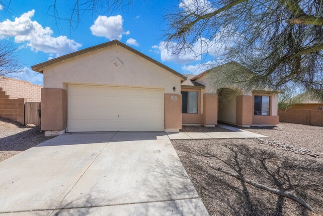 Tucson, AZ - House - $1695.00 Available No... - Tucson, AZ - House - $1695.00 Available No...