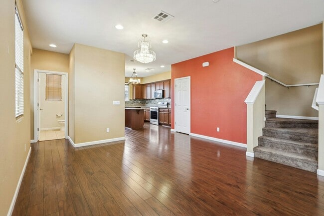 Photo - 5807 Via Lugano