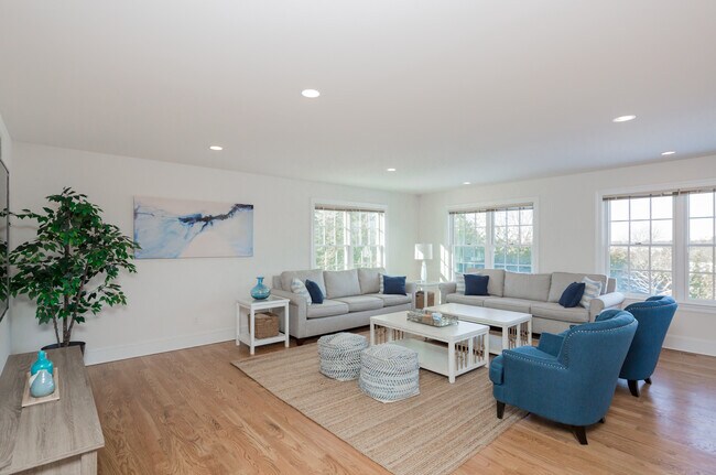 Photo - 15 Overlook Dr