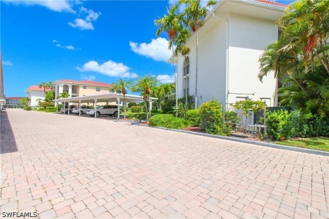 41 High Point Cir S Unit 303