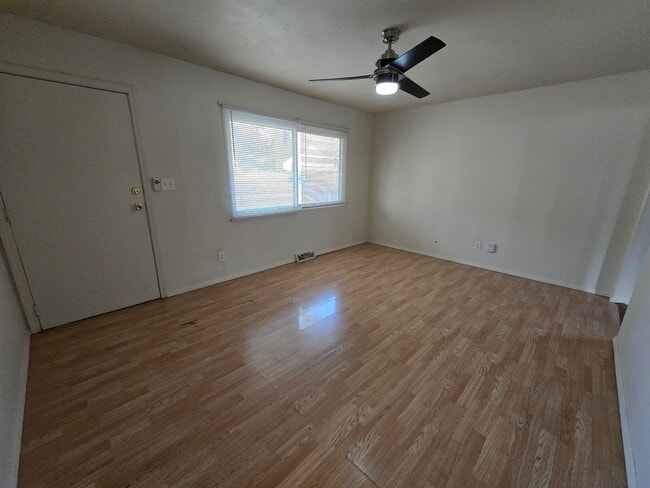 Photo - 600 S Linden St