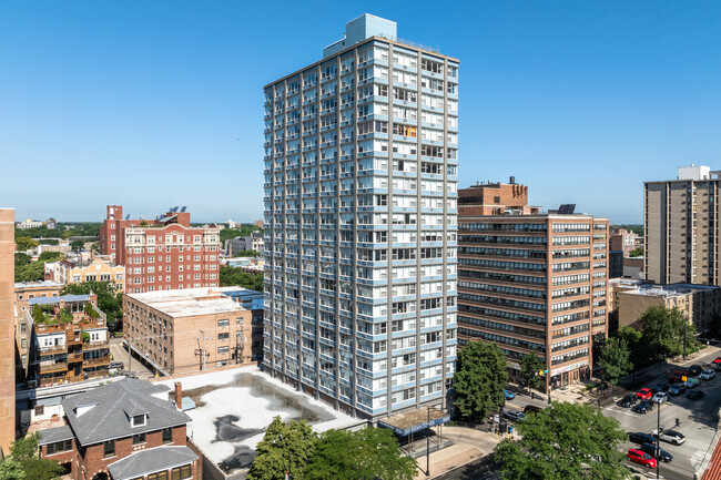 Building Photo - Sheridan Tower - 5650 N Sheridan Rd Rental