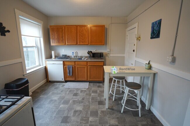 Photo - 228 South St Unidad 5