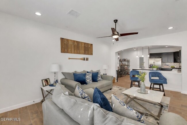 Photo - 13841 Paseo De La Luna Ave