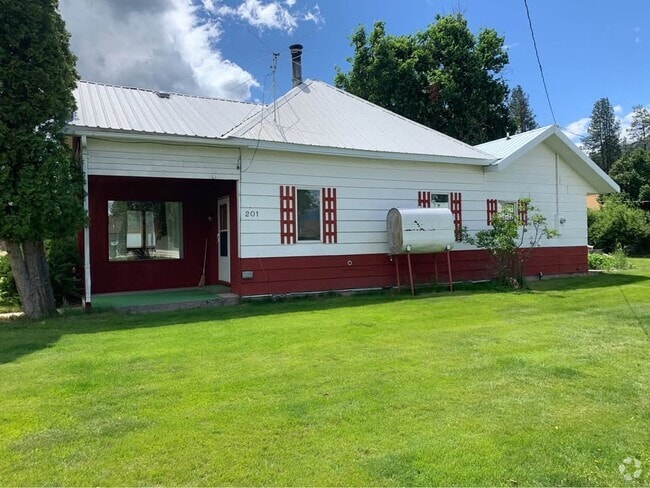 Building Photo - 201 W Southwic Ave Rental