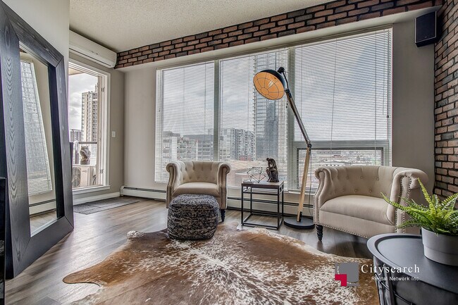 Photo - 1053-1053 10 St SW