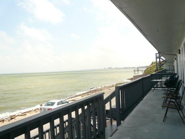Photo - 3402 Ocean Dr