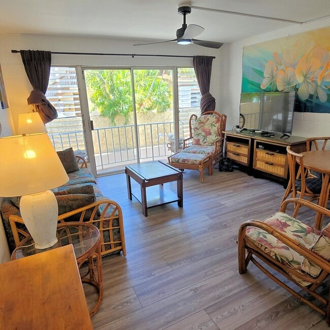 Building Photo - S Kihei Furnished Beach Condo near Charlie Young Beach and Cove Park