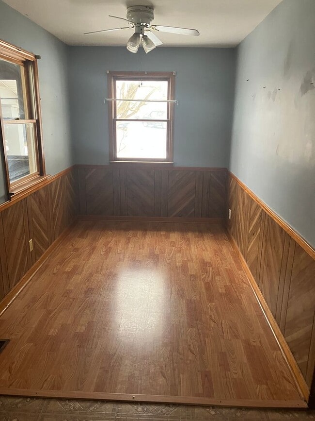 Photo - 612 Wallace Dr