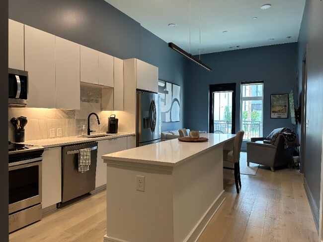 Photo - 997 Scovel St