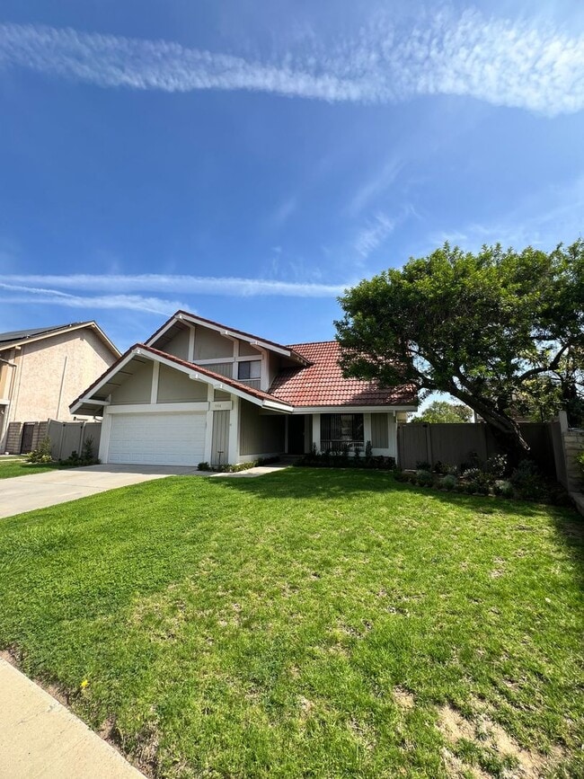 Photo - Camarillo - Four bedroom, 2.5 bathroom, plus loft