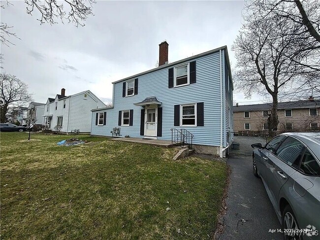 Building Photo - 102 Ellen Dr Rental