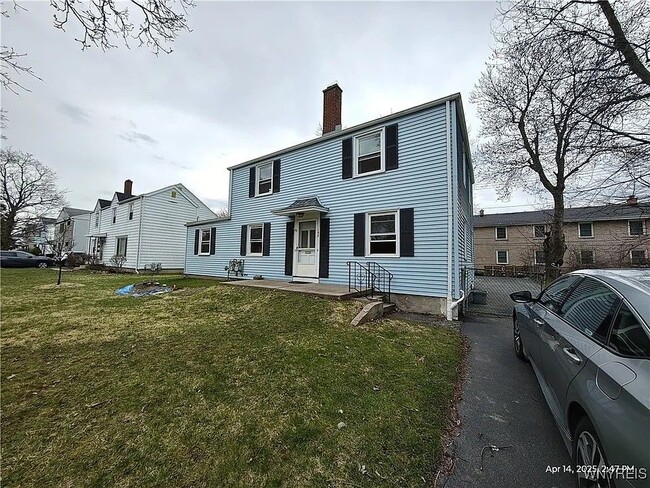 Building Photo - 102 Ellen Dr Rental