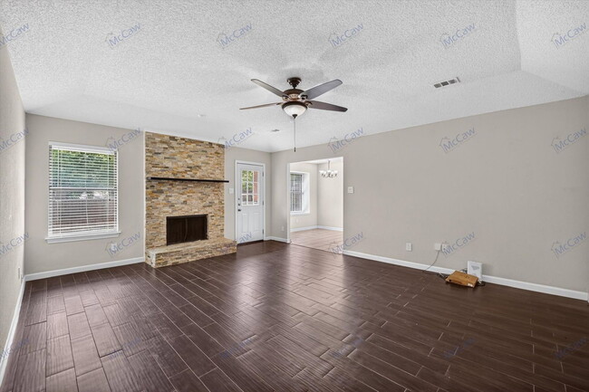 Photo - 2607 Parkview Dr