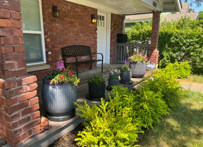 Photo - 4342 Jarboe St