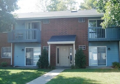 Photo - Westside Crest Apartments