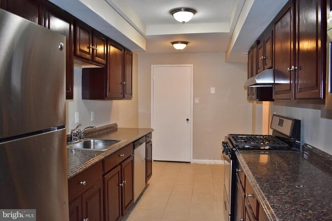 Photo - 10246 Prince Pl Unit 22-T4