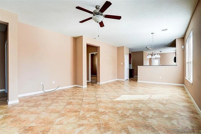 Photo - 907 Aft Valley Dr