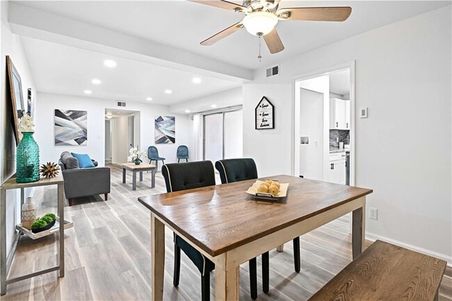 Photo - 4300 Roswell Rd NE Unit 34