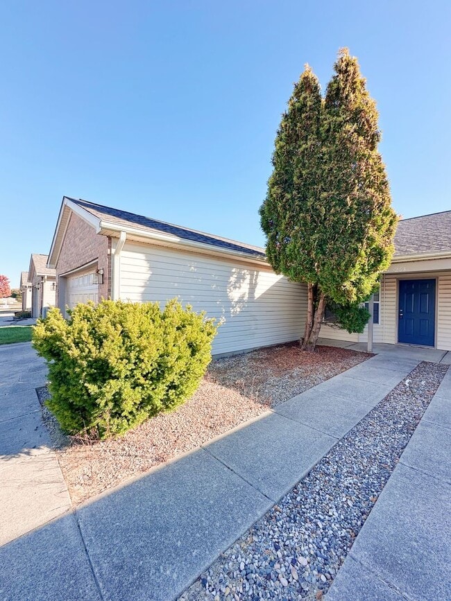 Photo - Spacious 2-Bed, 2-Bath Duplex with Attache...