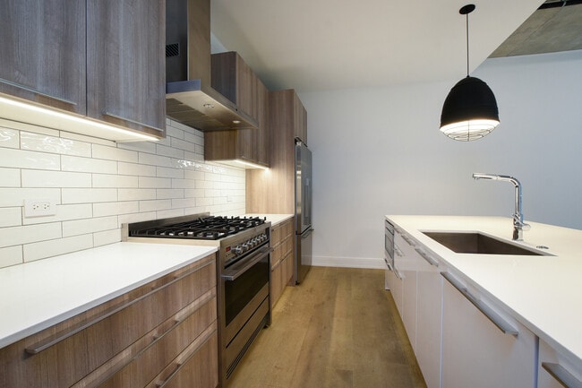 Photo - 111 S Peoria St Unit 302