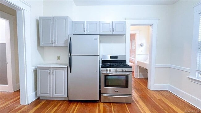 Photo - 134 Mansfield St Unit 1