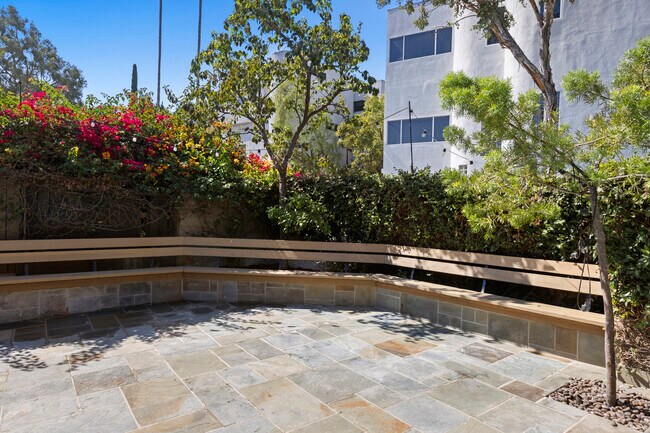 Photo - 2244 Talmadge St