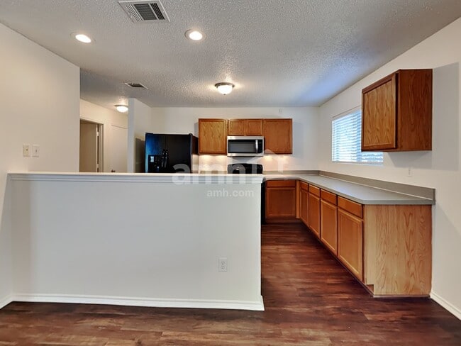 Photo - 10136 High Eagle Trail