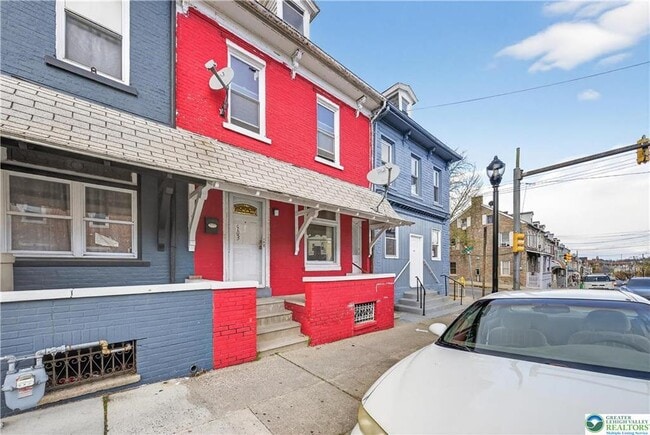 Photo - 503 W Gordon St