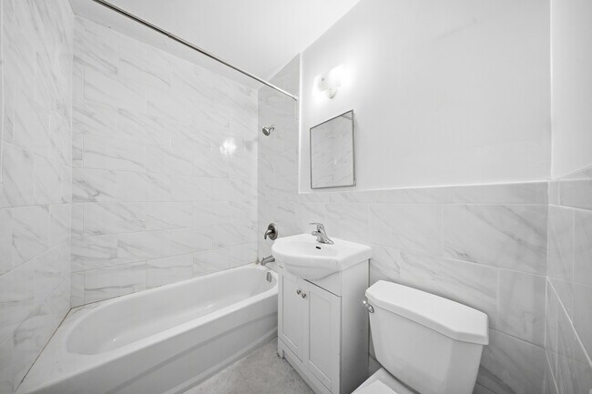 1617 Victoria Park Av