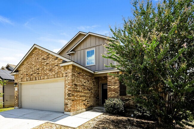 15815 Spruce River Ct