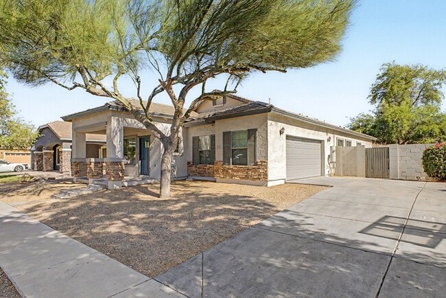 Photo - 3533 E Joseph Way