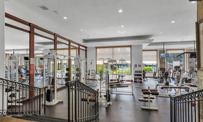 Photo - Beautiful 2-bedroom, 2 bath Condo in Gated... Unidad 5523