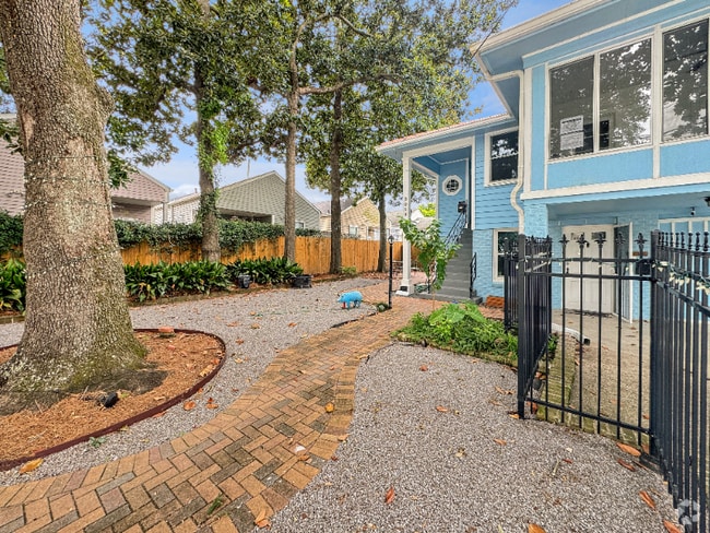 Building Photo - 2014 Lowerline St Rental