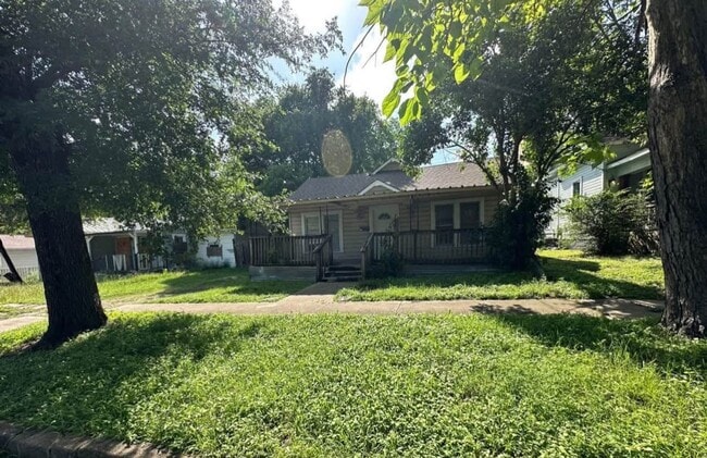 Building Photo - Cozy 3 bedroom house