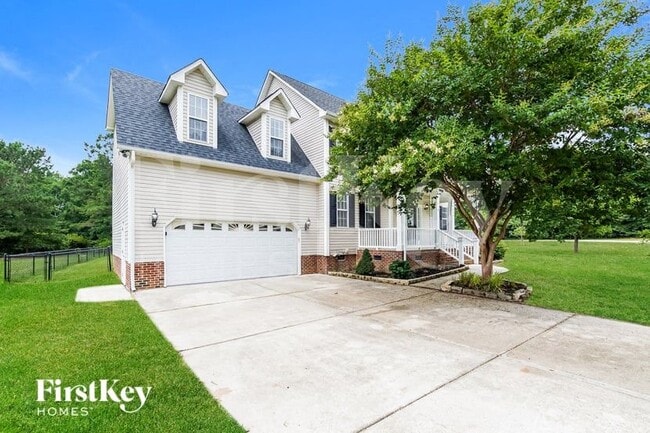 Photo - 414 Winfred Dr