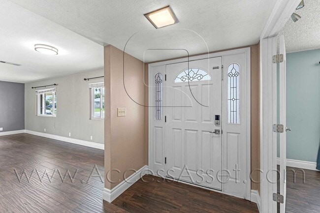 Photo - Beautiful 3BR/2BA Home In Hemet With Lush Backyard & Fruit Trees!