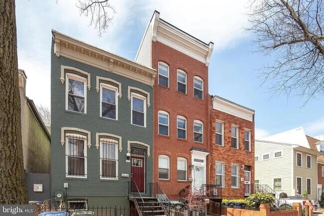 Building Photo - 1612 5th St NW Unit 2 Rental