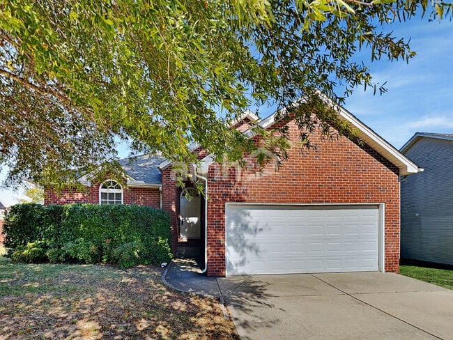 Building Photo - 1308 Chapman Ct