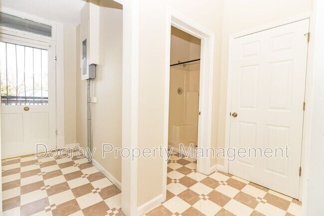 Photo - 1815 Bailey Ave Unit C